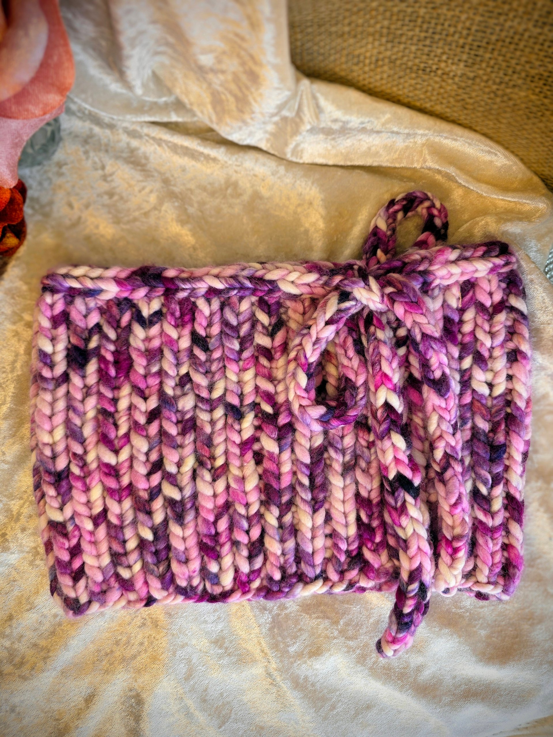 Chunky Bow Cowl product image (1)