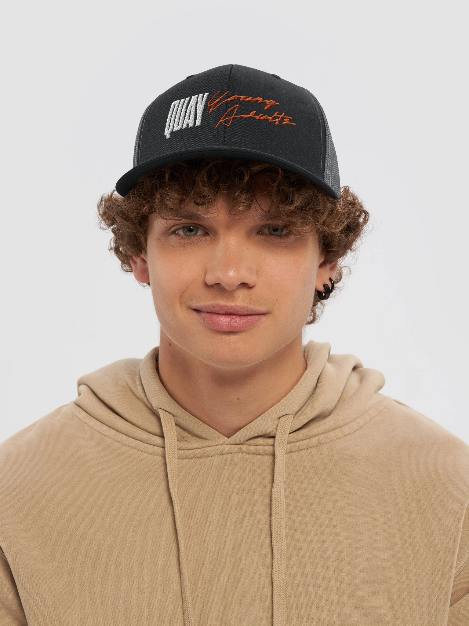 quay ya trucker hat product image (14)