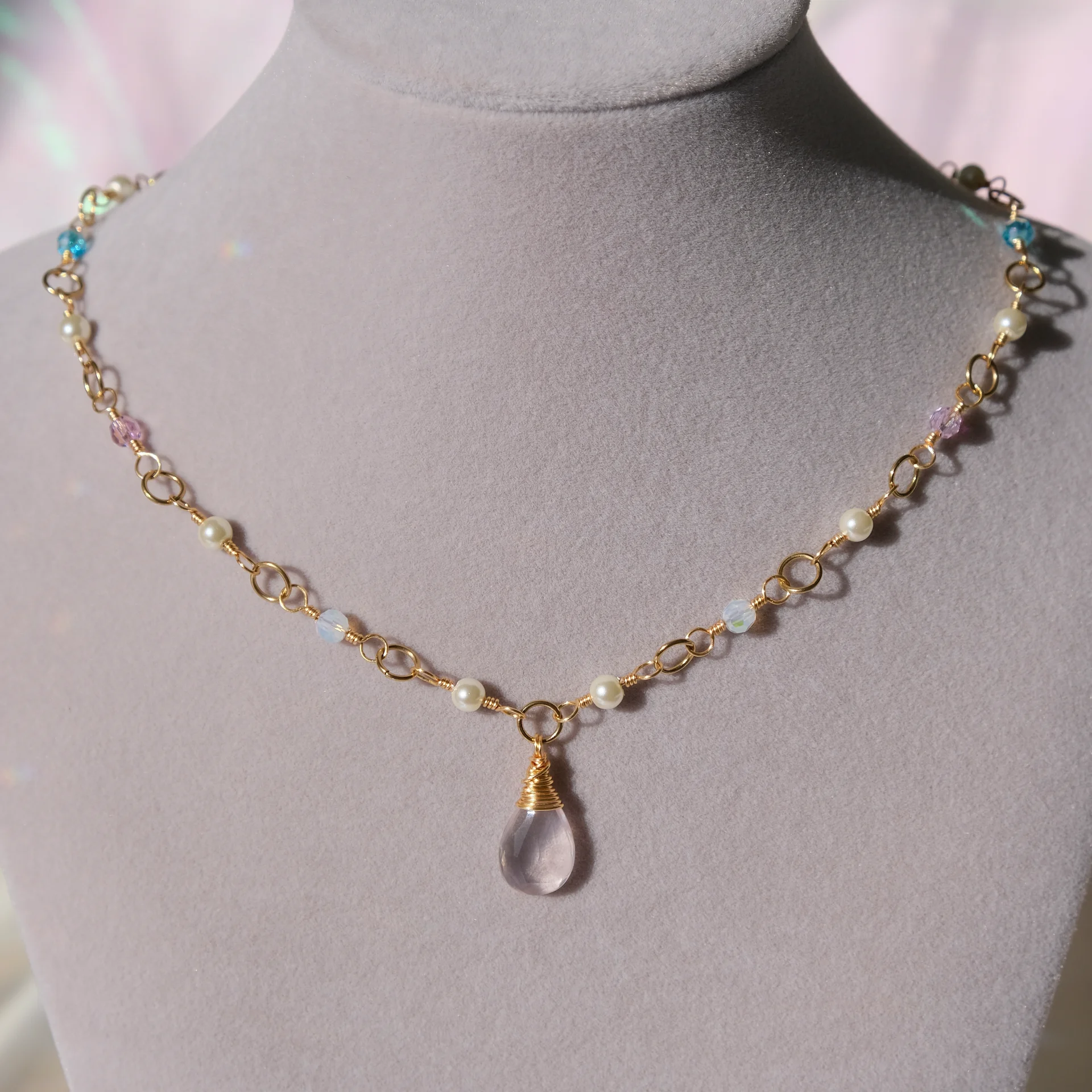 Trans pride 🏳️‍⚧️ - Rose quartz pendant necklace product image (4)