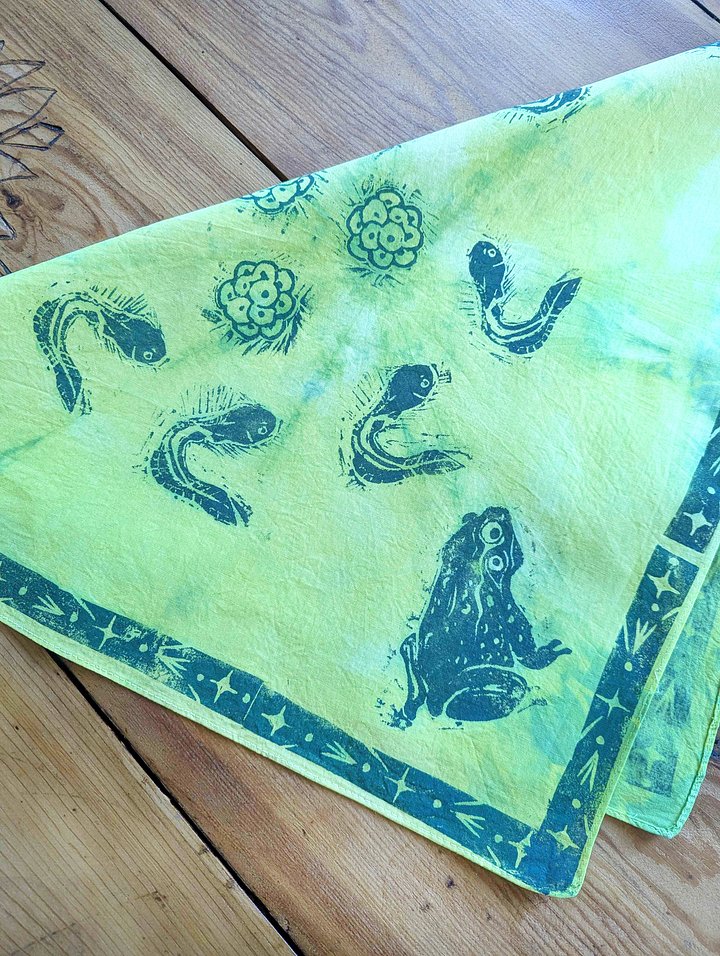 Froggy Bandana! product image (2)
