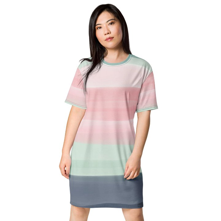 Exclusive Green Swirl T-Shirt Dress - Only at TDS Music product image (1)