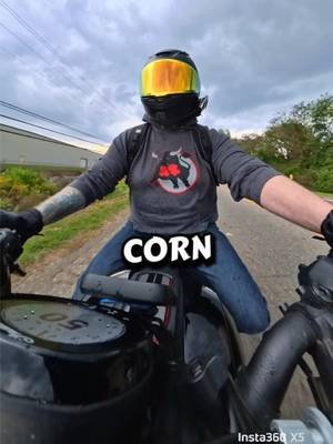 I got nauseous again editing this for the upload. Idk why I hate that stick so much 🤣  #c_deeze #bikelife #nightride #myadhd #moto 