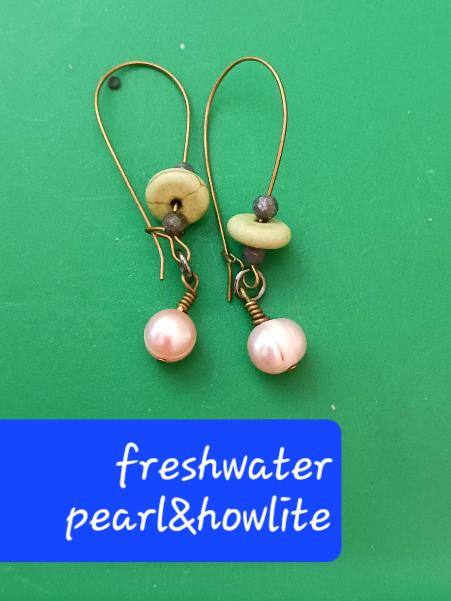 Freshwater Pearl and Howlite - Handmade Gemstone Jewelry product image (1)