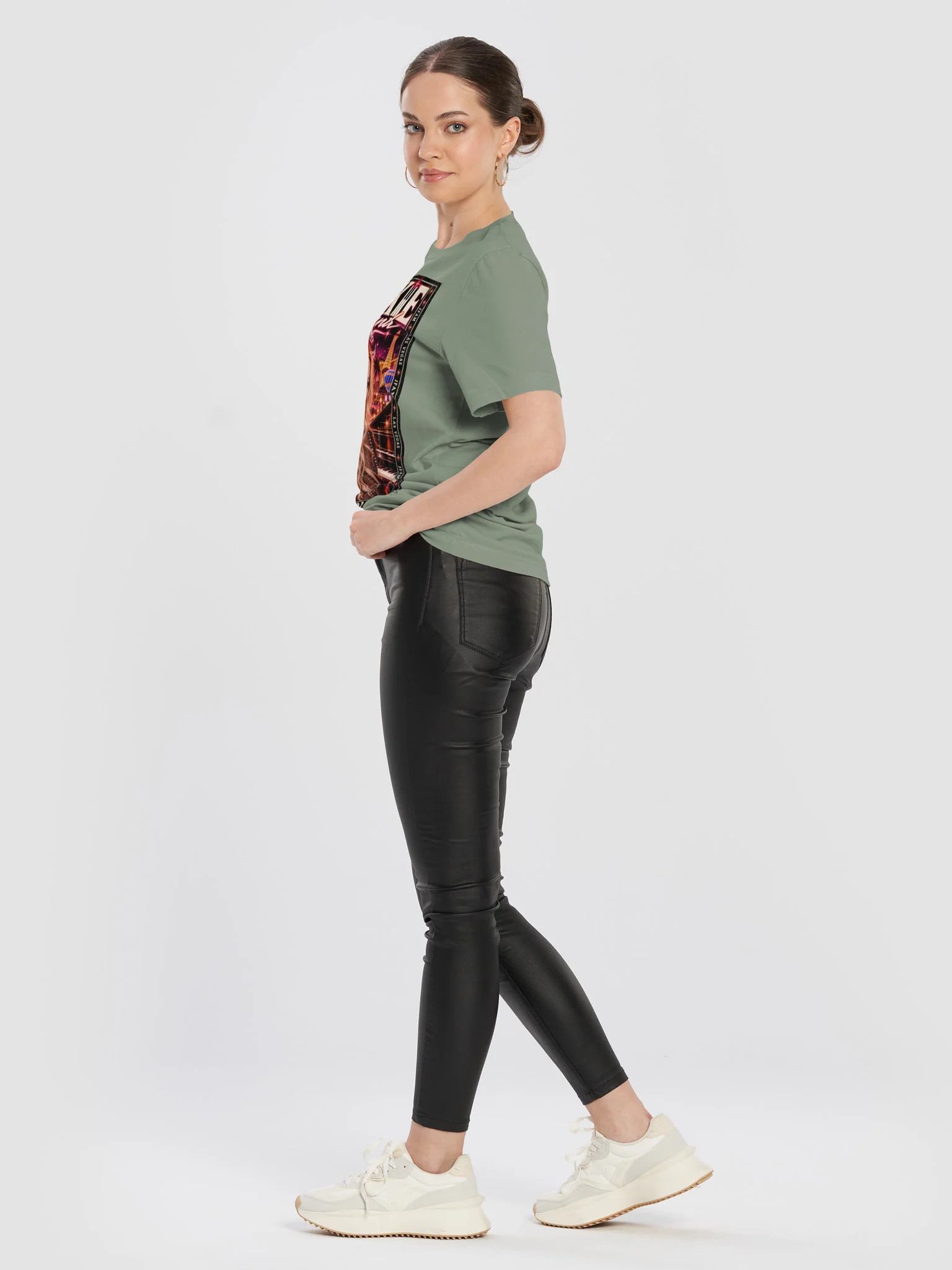 LV CONCERT TEE product image (8)