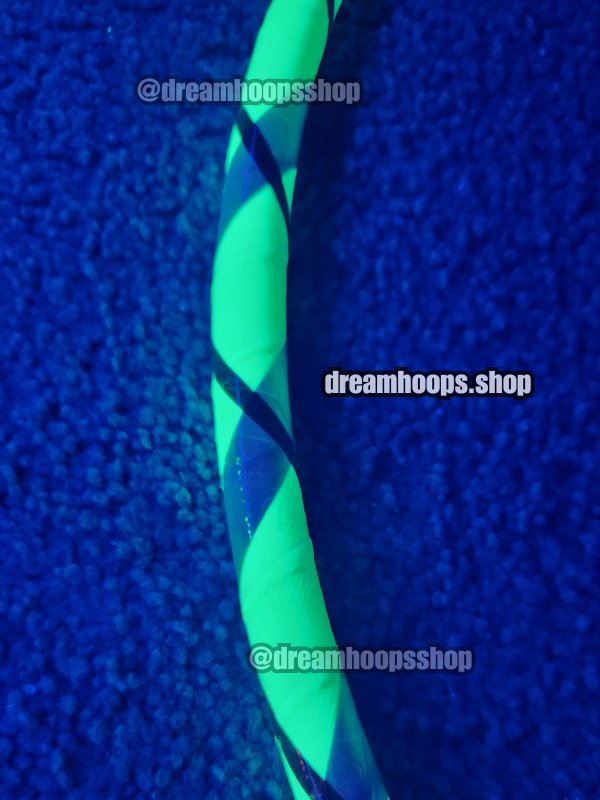 Emerald Bubble - 25'' 5/8 Hula Hoop product image (2)