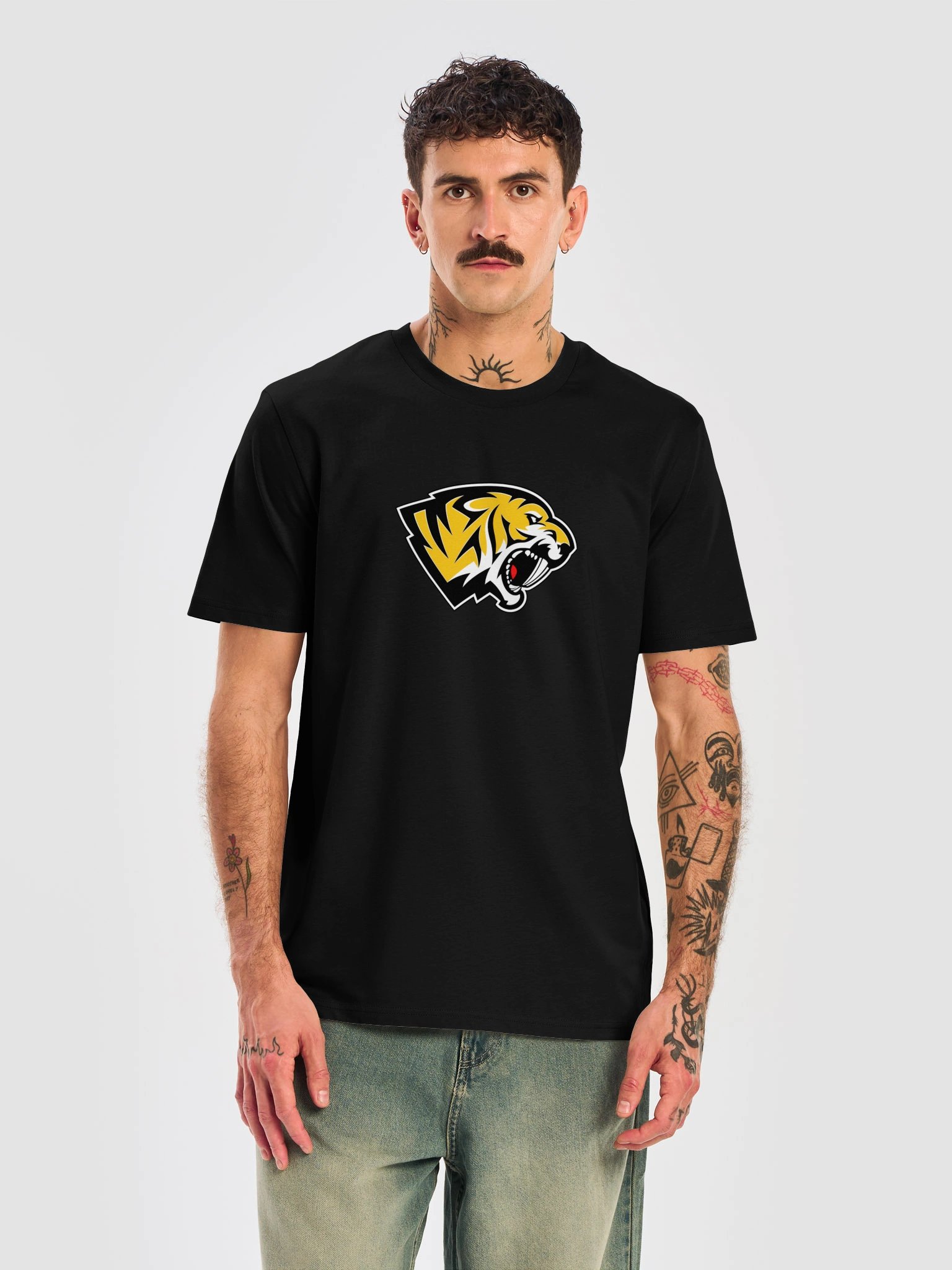 Saguaro Wrestling Sabercats Logo Tee product image (40)
