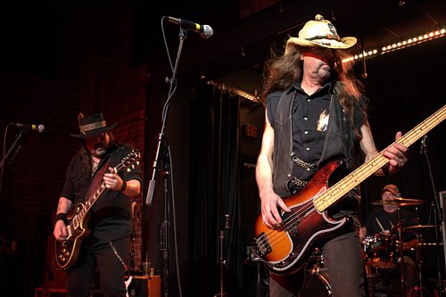 Mockingbird, we’re coming back! 🔥

August 21st, Kris Bell Band is bringing that raw Southern rock edge back to Mockingbird Th...