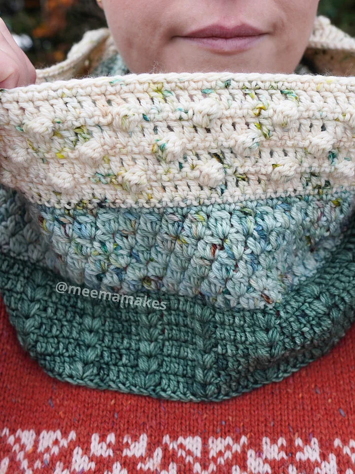 Evergreen Cowl/Infinity Scarf Pattern product image (1)
