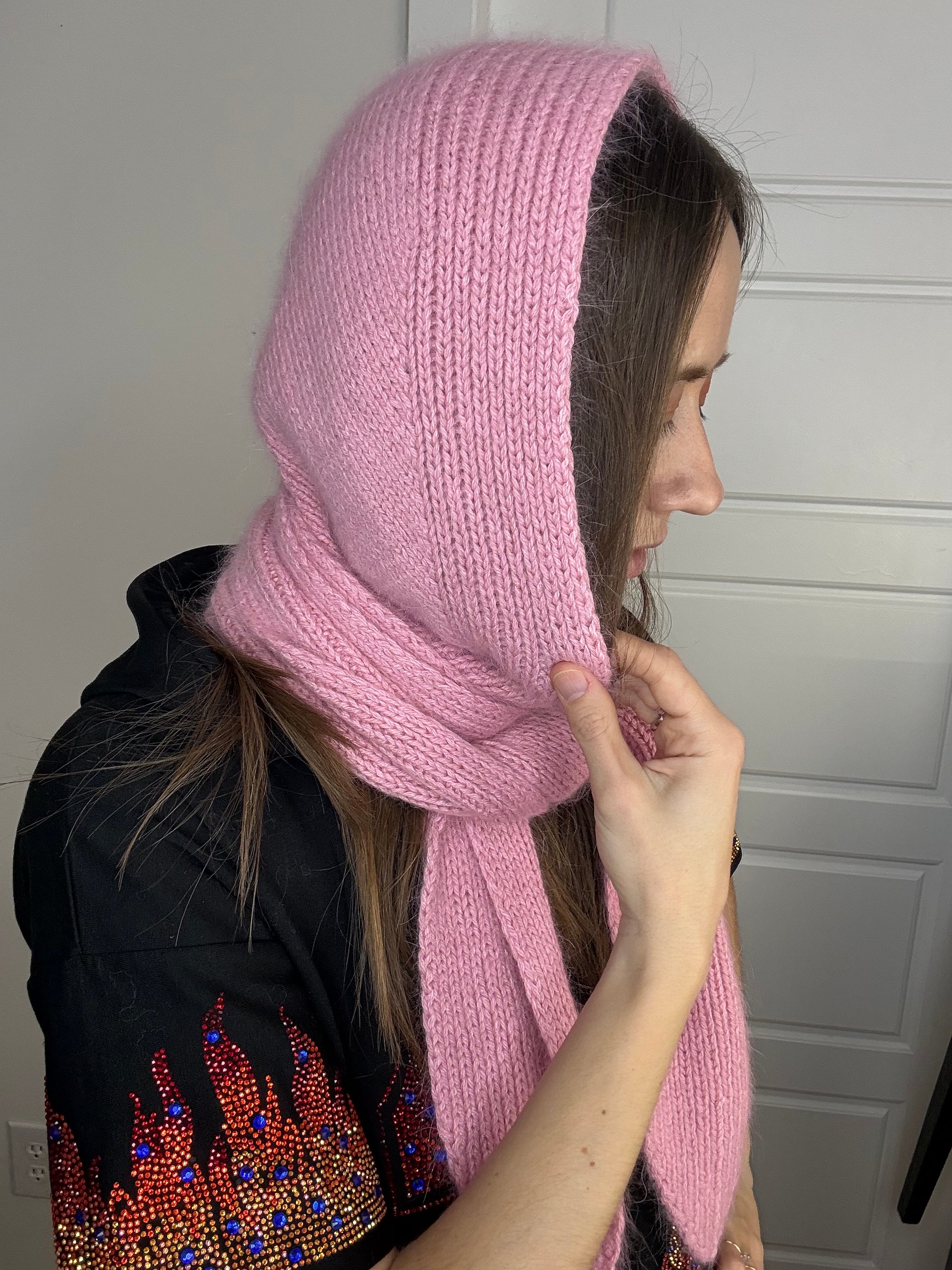Knit Hat-Hood with Ties Pattern product image (4)