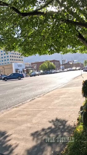 Bringing a little extra excitement to the sidewalk today! 🌿👀 This bushman prank never gets old. We caught some amazing jump s...