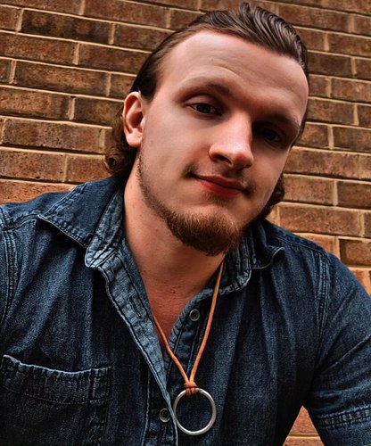 Come join the Valhalla Family for community night tonight @10pm EST on Twitch
(LINK IN BIO)