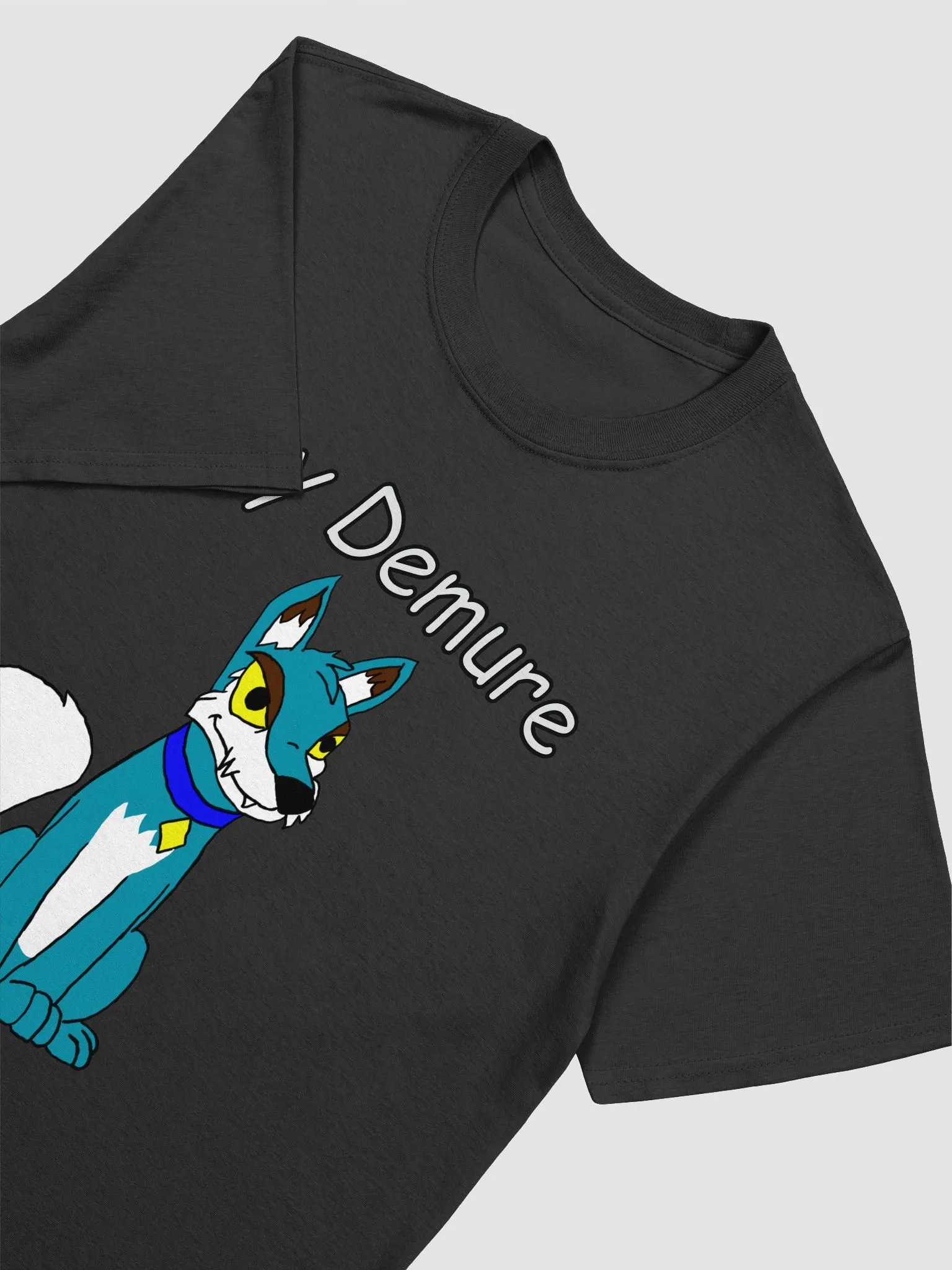 Demure Crispy product image (14)