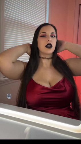 So what if you can see, the darker side of me 👀❤️

#animalihavebecome #threedaysgrace #fitcheck #ootd #reddress