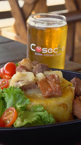 Mofongo, carne frita, centro de la isla y una buena lager es mi idea de un buen domingo. #CraftBeerGeneration