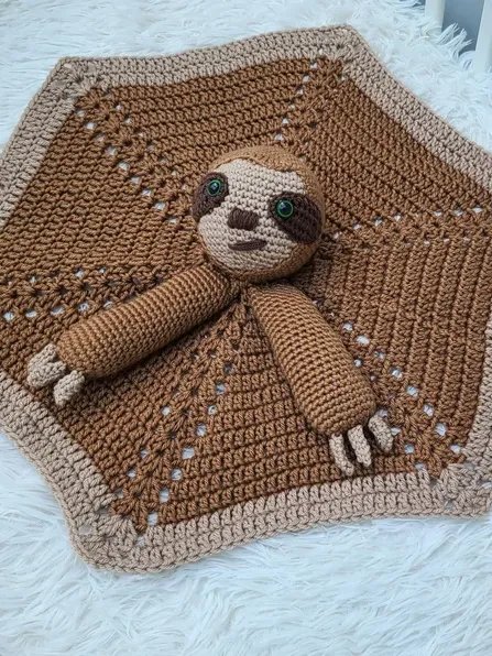 Smooch Sloth Lovey Crochet Pattern, Baby Comforter PDF Pattern - Crafting Happiness product image (7)
