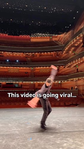 I tried the viral windmill challenge… 😳
Did I make it? 👇