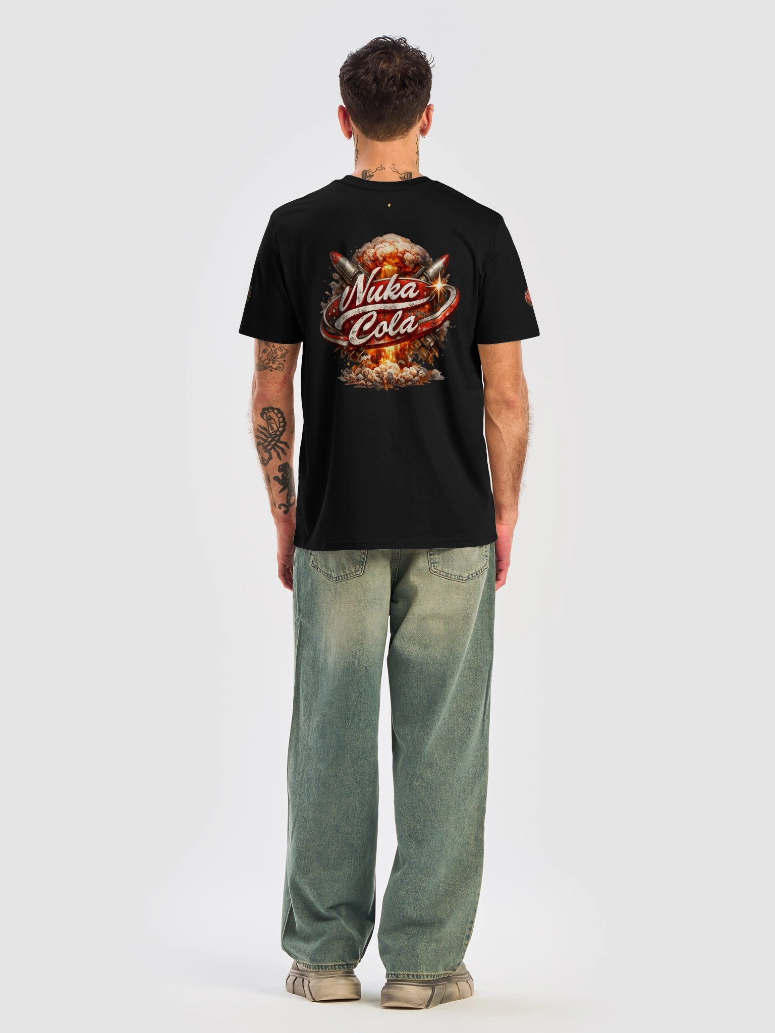 Stay Tuned to Travis Miles – Diamond City Radio Tee product image (8)