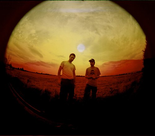 ✨ Today's Sonic Journey Is Now Live ✨

•  Artist Feature: Boards of Canada
.
🔊... chat ... visuals ... www.twitch.tv/swu_bunk...