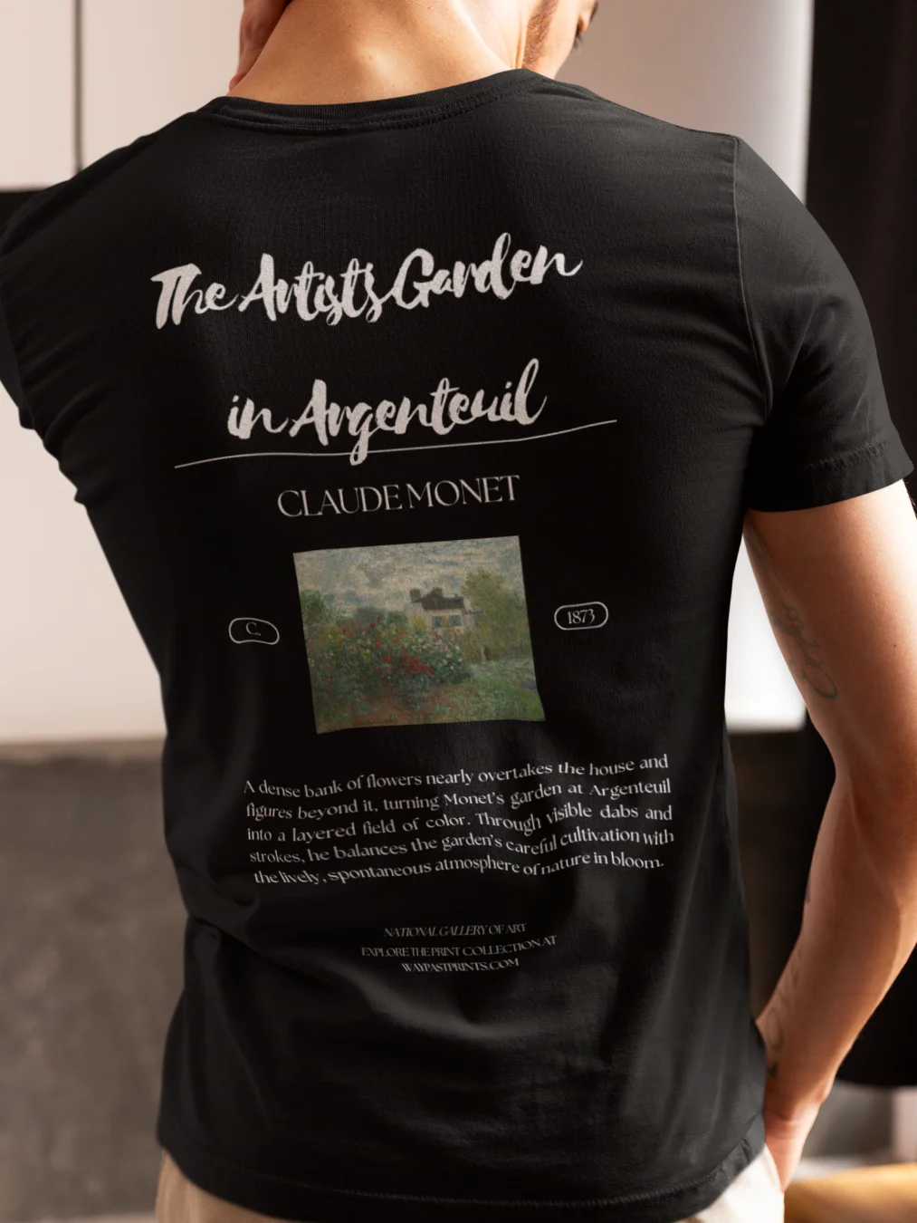 The Artist's Garden in Argenteuil (A Corner of the Garden with Dahlias) [Claude Monet] T-Shirt product image (3)
