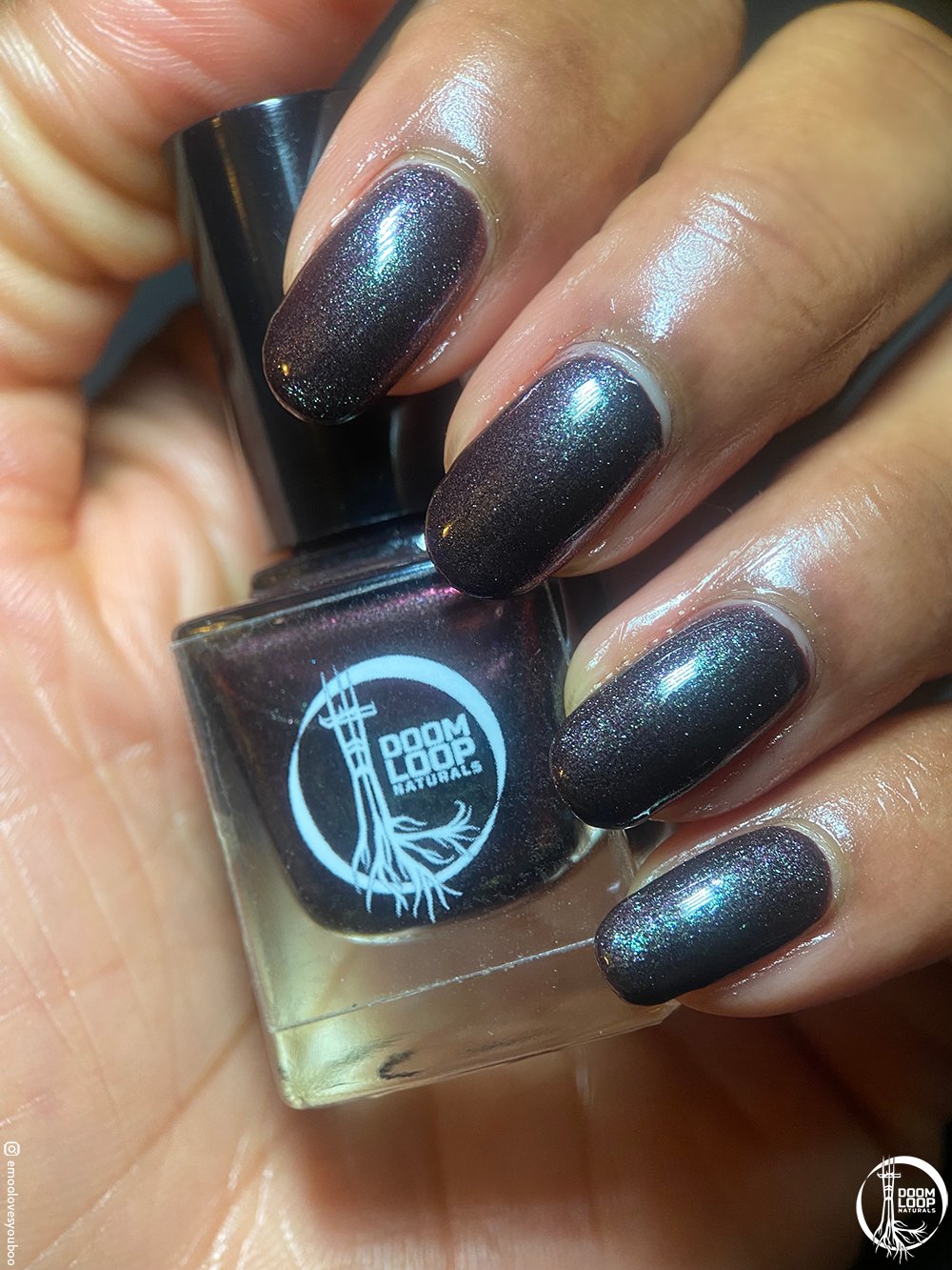 RUINCHARMED - Dark Bruised-Red and Green Shimmer Nail Polish product image (5)