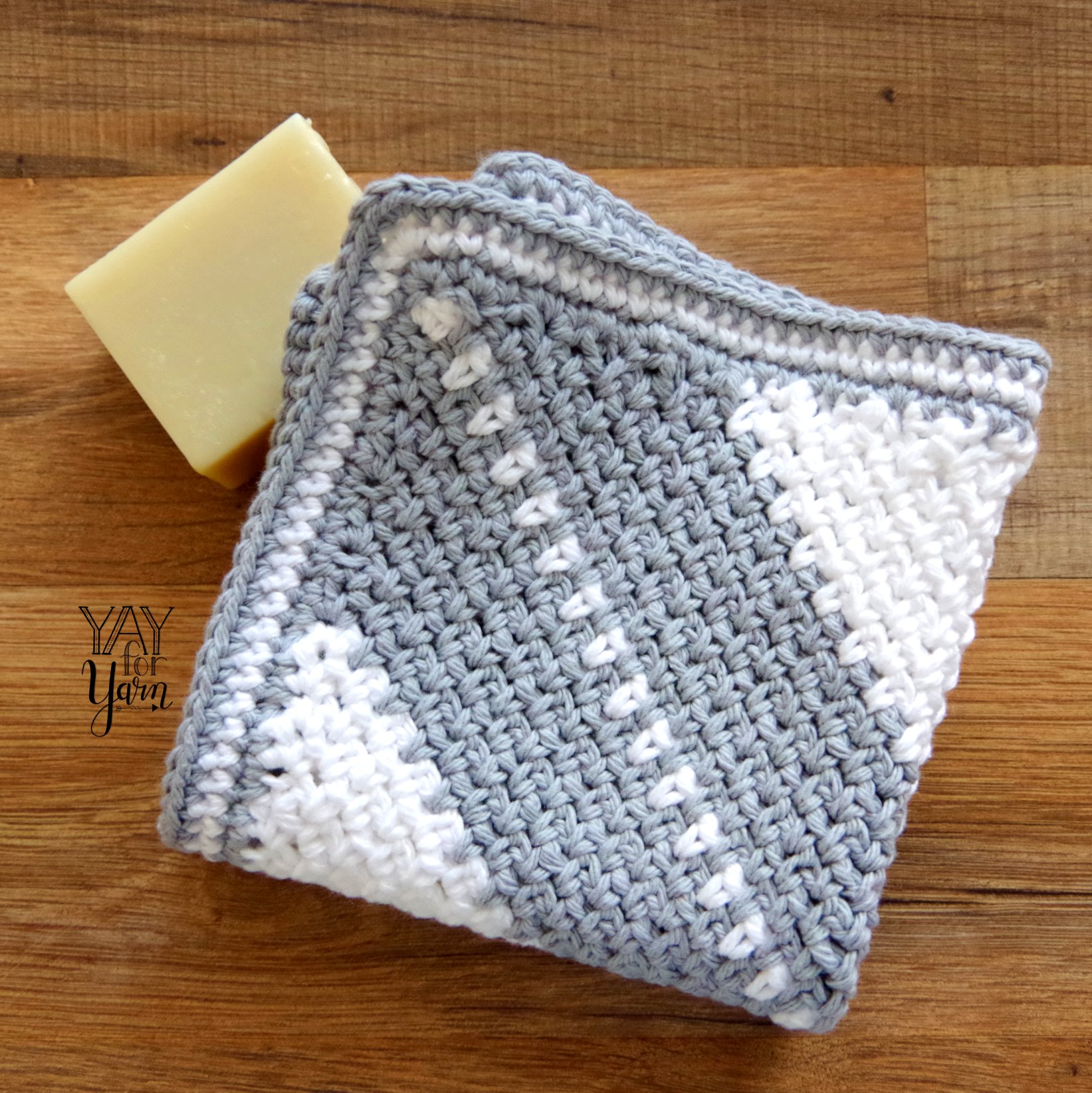 Corner to Corner Moss Stitch Washcloth - PDF Crochet Pattern & Video Tutorial product image (1)