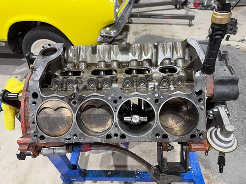 I think it’ll be ok. It’s fine. #dodgedart #mopar #dodge #smallblock #blown
