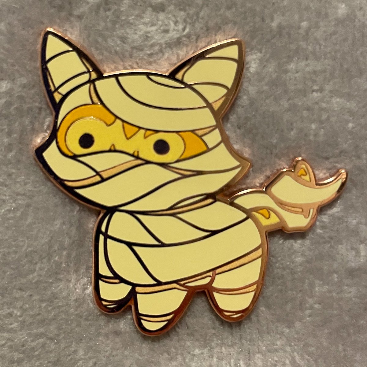 Mummy Cat Pin product image (2)