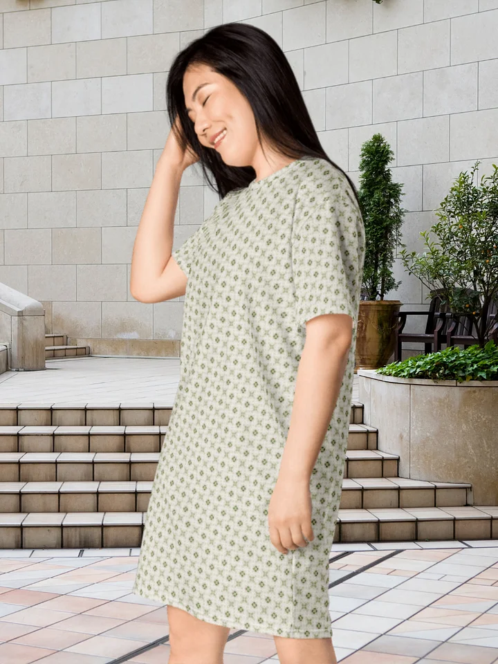 Green Geometric Pattern T Shirt Dress product image (2)