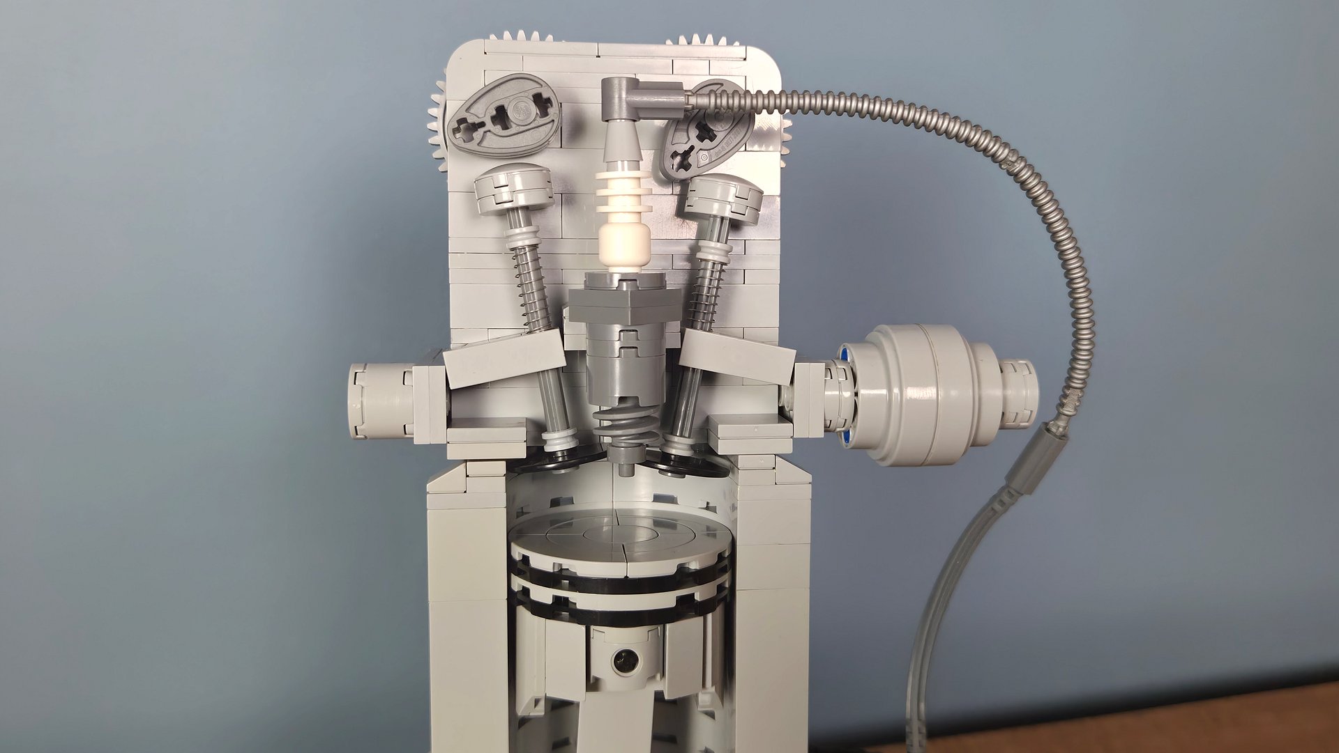 4-Stroke Modular Explainer Engine MOC Instructions product image (4)