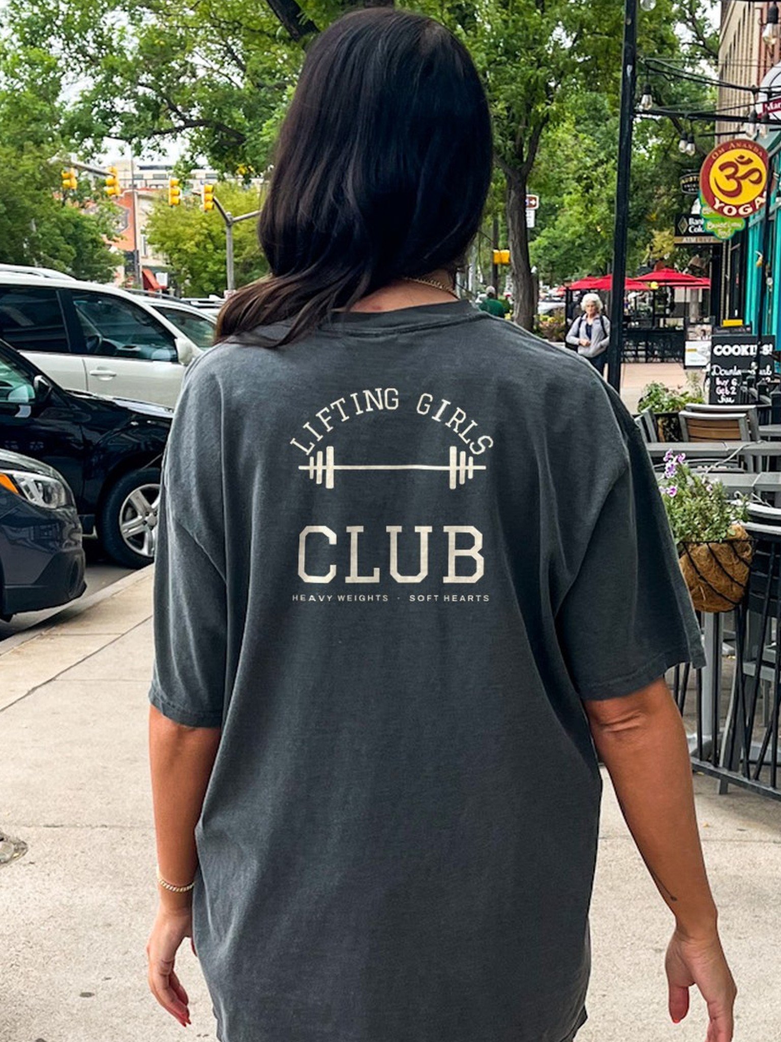 Lifting Girls Club Oversized Gym Tee | Pump Cover product image (1)