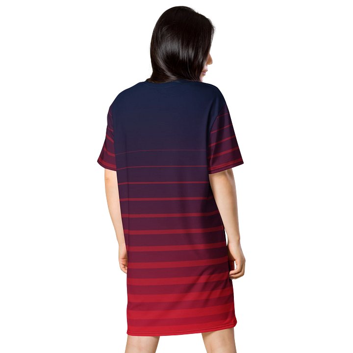 Exclusive Navy to Red Gradient Striped Oversized T-Shirt Dress | TDS Music product image (2)