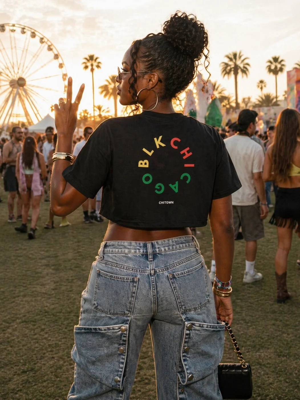 IYKYK BLK Chicago Cropped Tee product image (2)