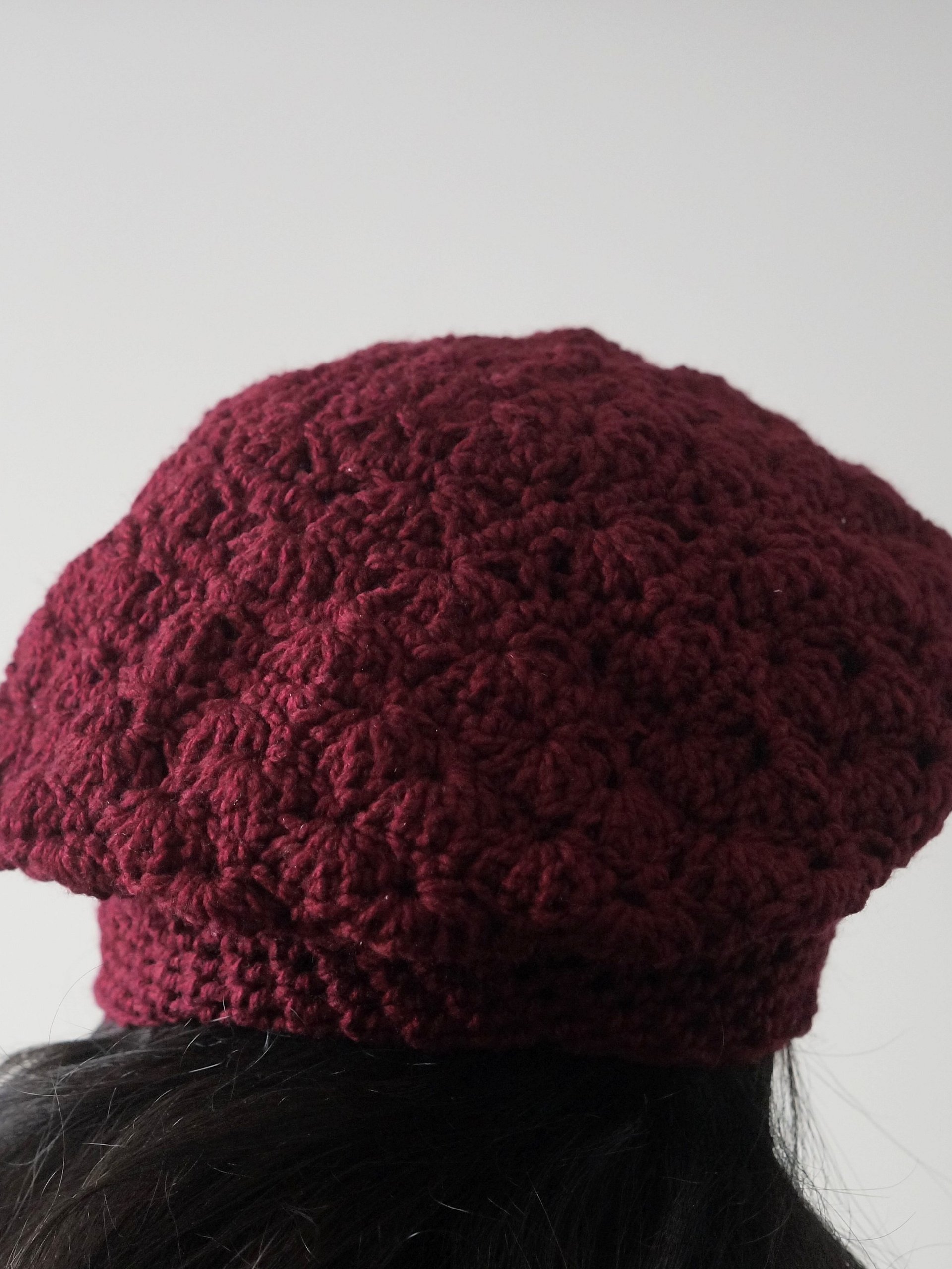 Shell stitch beret crochet pattern product image (2)