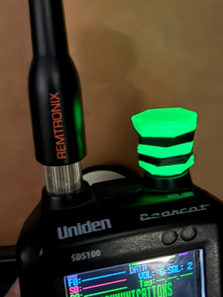STRIPE GlowSpiral XL — Glow-in-the-Dark Neon Green Control Knob (Compatible with Uniden® SDS100) product image (1)