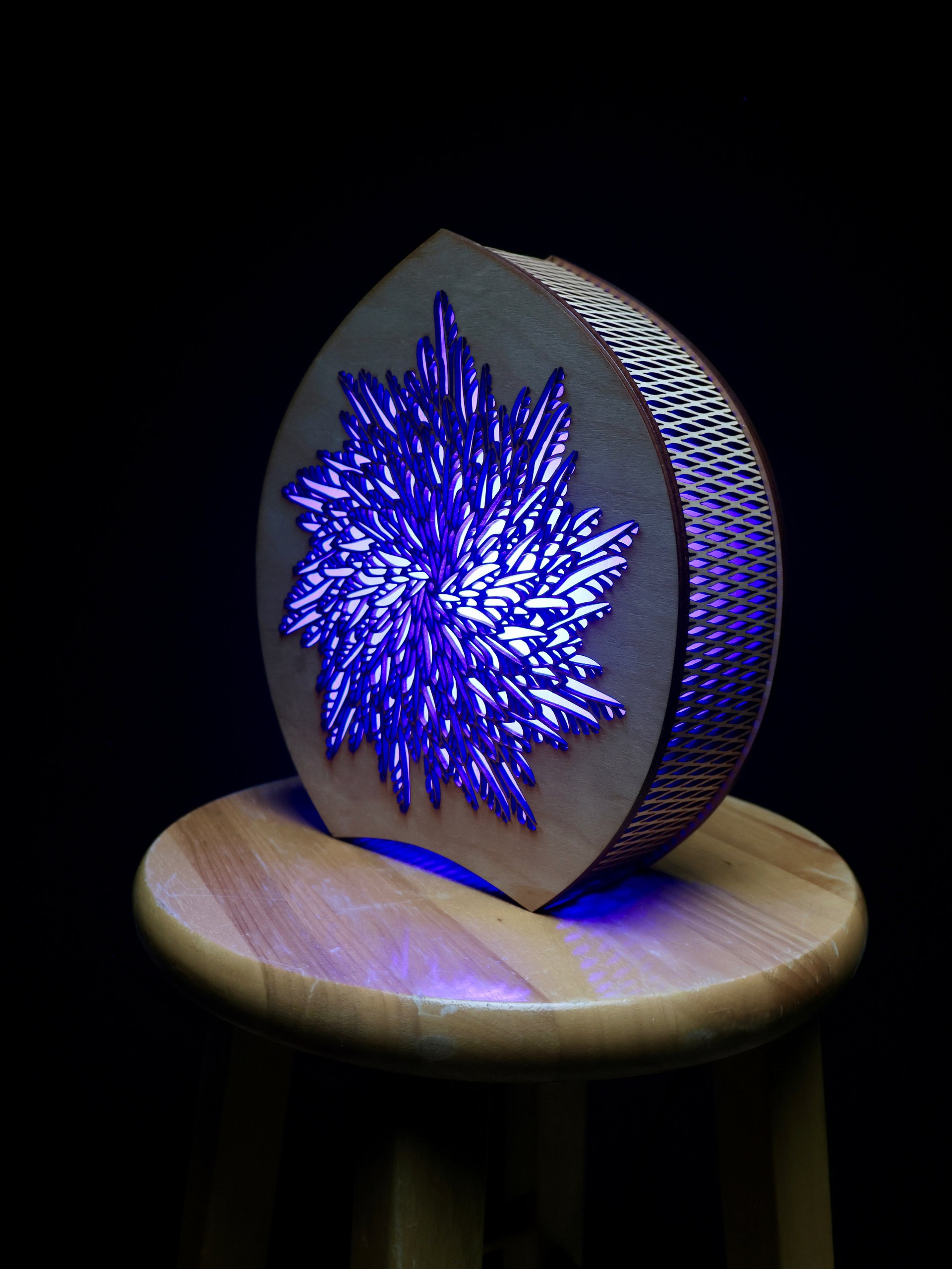 Arrowhead Case Glow (Assembled) product image (2)