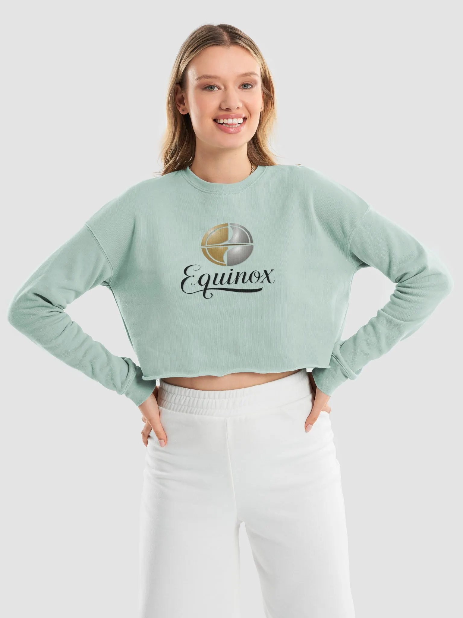 Equinox Women's Fleece Crop Sweatshirt - Cozy and Trendy product image (1)