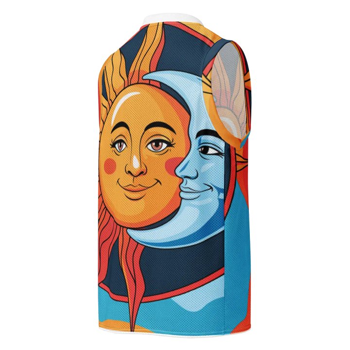 Graphic T-shirt product image (2)