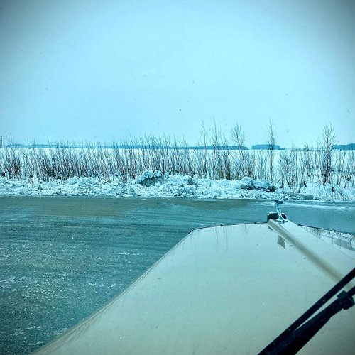 Hey, Spring warm weather! Where are you hiding? #trucking #winter #wintertrucking #snow