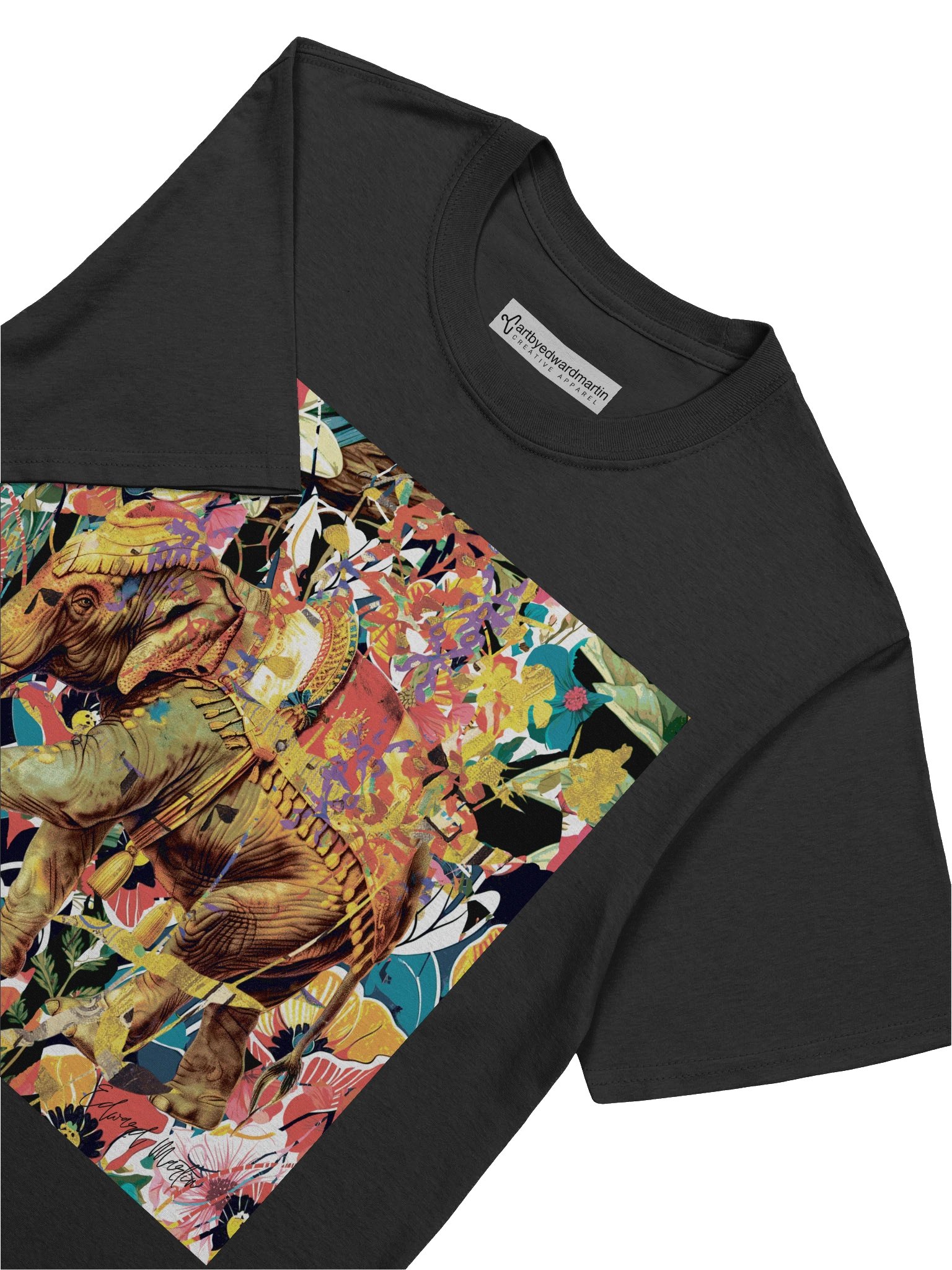 'La procesión Dorada' (The Gilded Procession) by Edward Martin Unisex Tee product image (56)