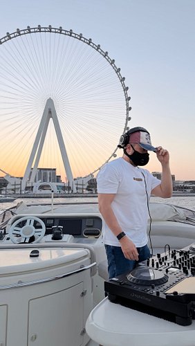 POV: You filmed the perfect sunset set a year ago, but the soundtrack didn’t exist yet. 😅
Thanks @hugelthug for finally givin...