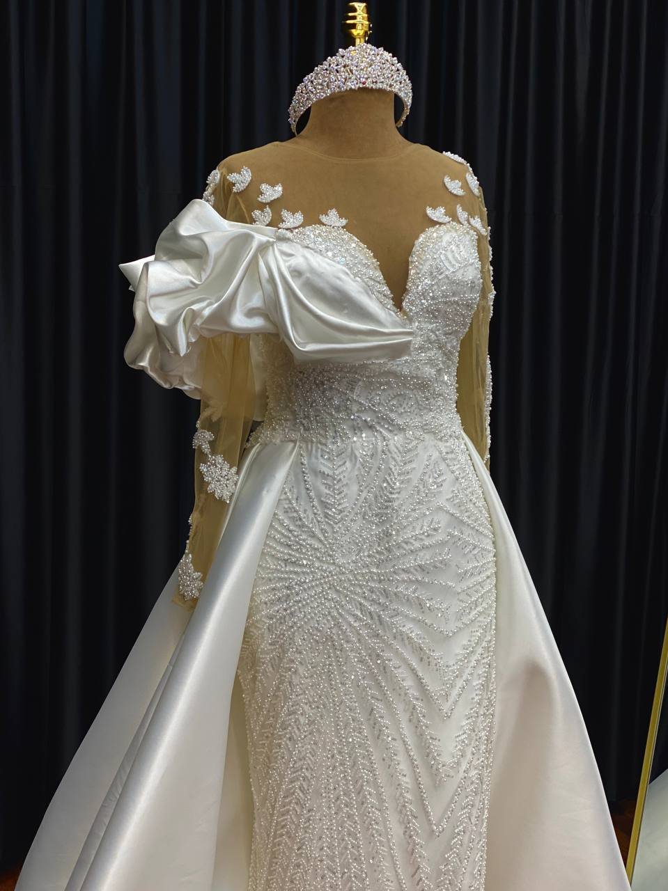 Wedding dress product image (3)