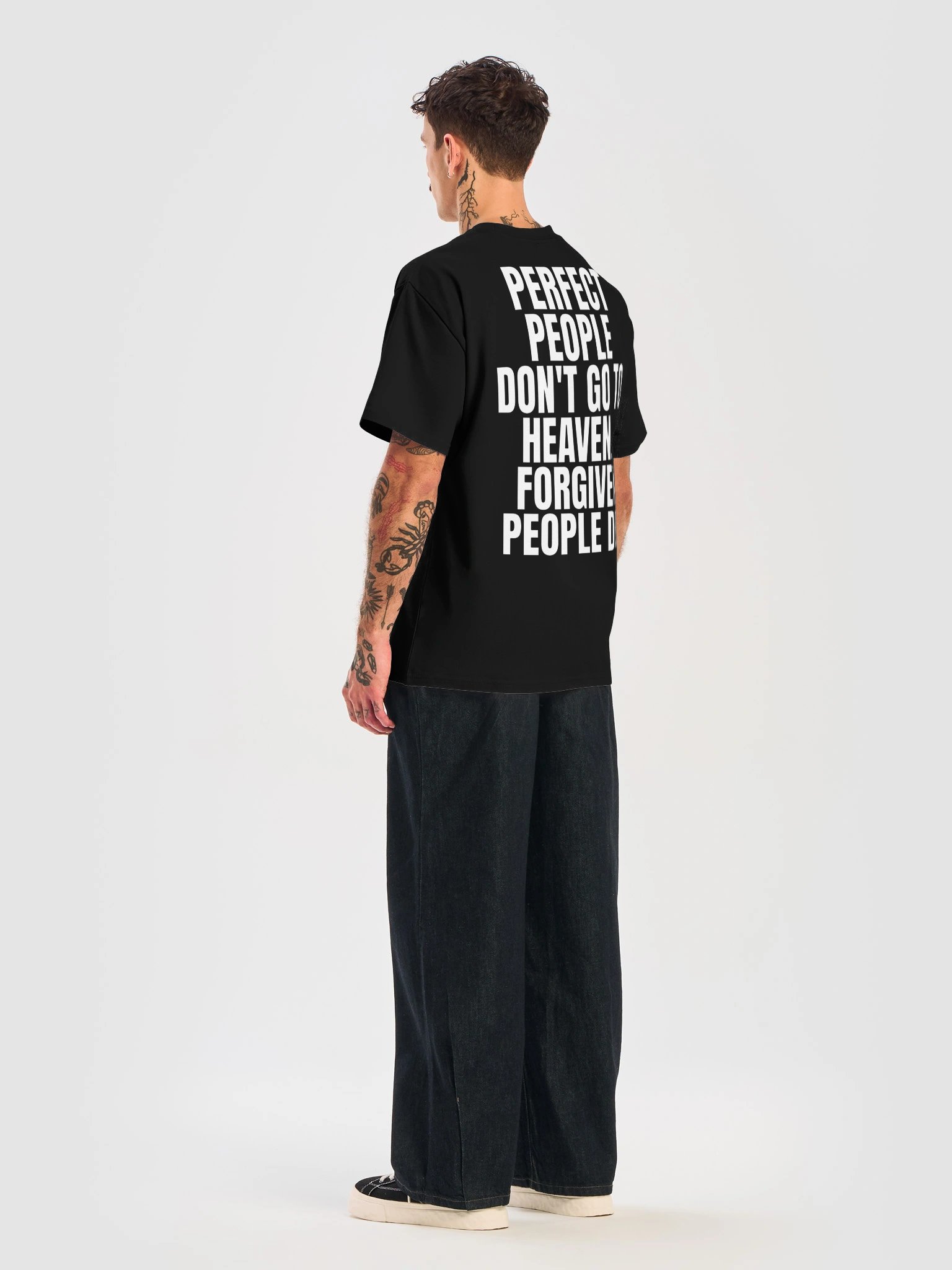 forgiven tee - black product image (8)