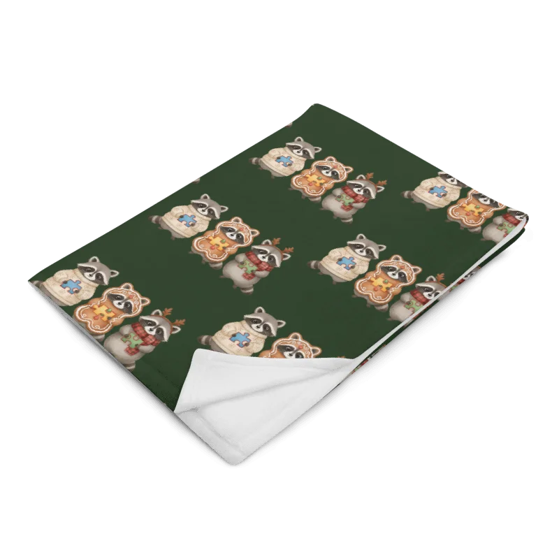 Cozy Green Fuzzy Throw Blanket – Christmas Raccoon Puzzle Design product image (7)
