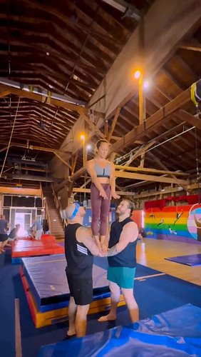 SO MANY BANQUINE SKILLS YESTERDAY #circus #circusarts #banquine #acro #groupacro