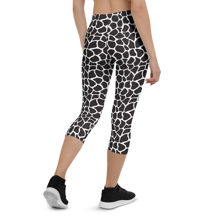 Comfortable Capri Leggings with Bold Black Animal Print product image (2)