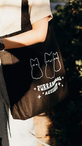 This tote bag design will be going away after this month (and you won't see it again until next year... probably). So be sure...
