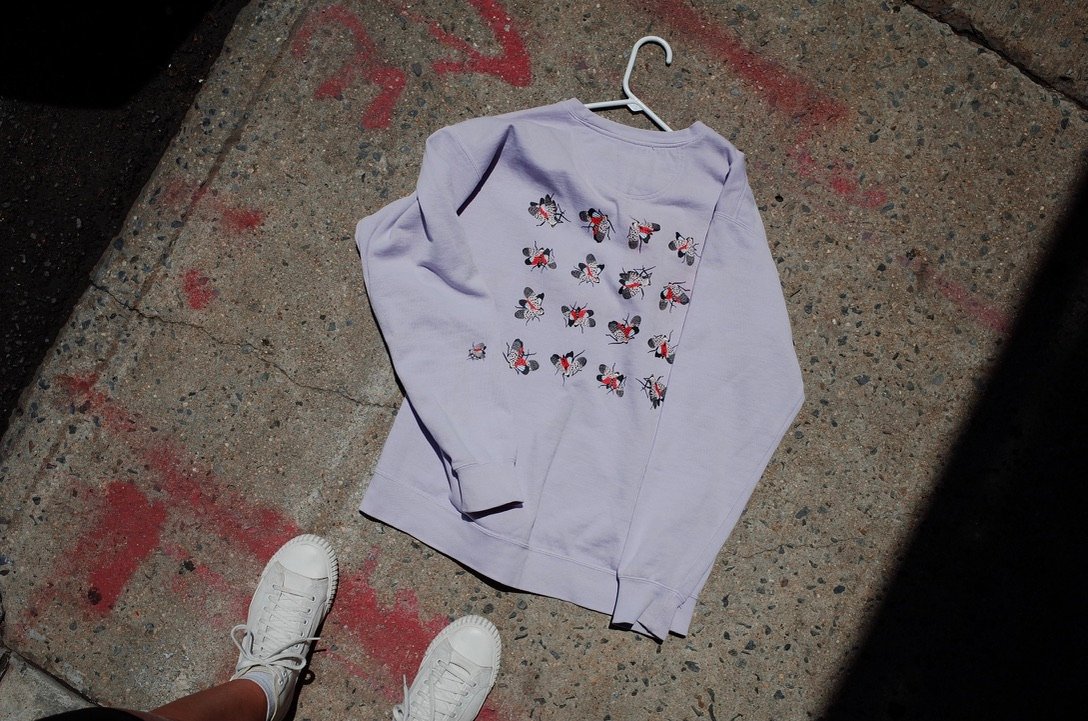 Sweatshirt product image (7)