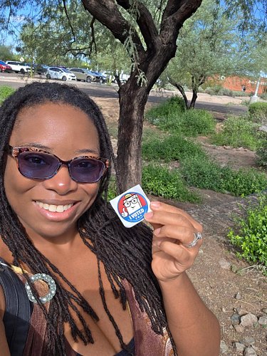 Vote Early! The energy is certainly different this Midterms. Let's GOOOOO! 🌊🌊🌊🌊🌊