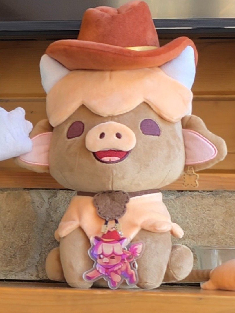 [PreOrder] - 1st Ever Clover Keychain product image (4)