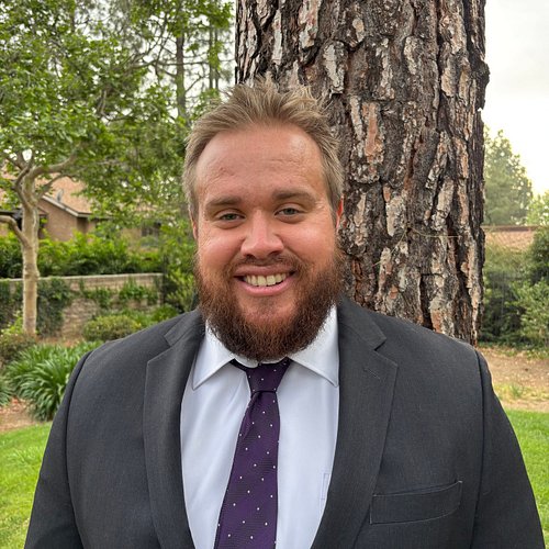Meet our #BisonOfTheWeek — Kenneth Leak, a 4L Evening Program student.

Kenneth currently serves as the Evening Vice Presiden...